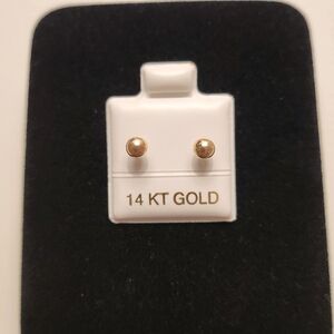 14 KT Gold Bold Stud Earrings